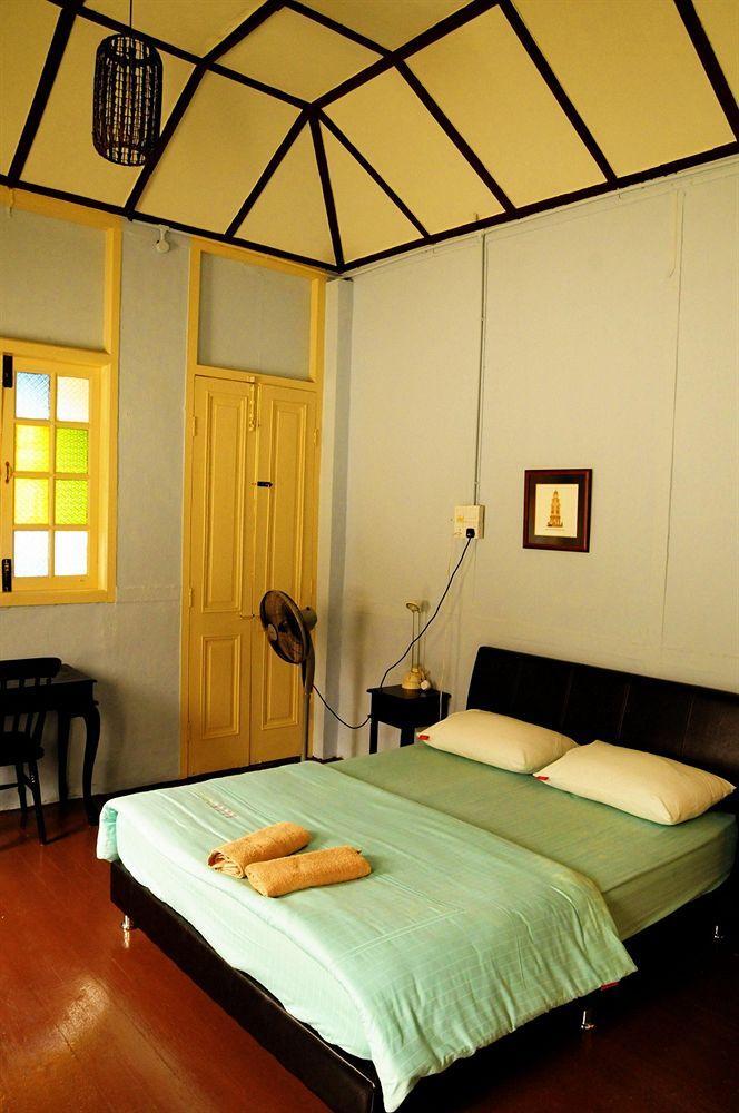 Palanquinn Heritage Suites George Town Exterior photo